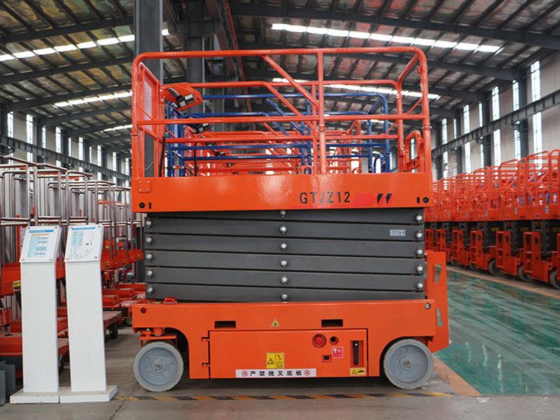 The advantages and characteristics of a fully self-propelled elevator